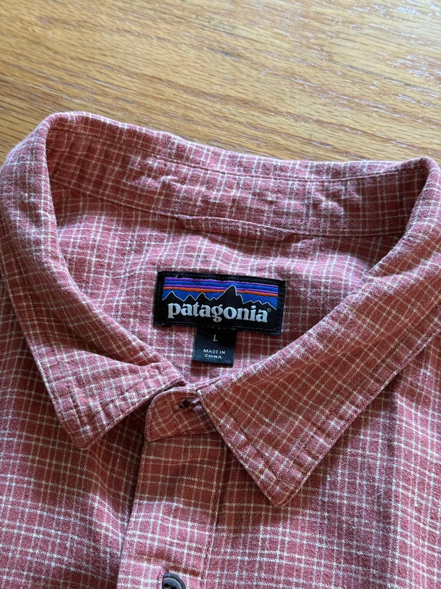 Patagonia Go To Shirt - L