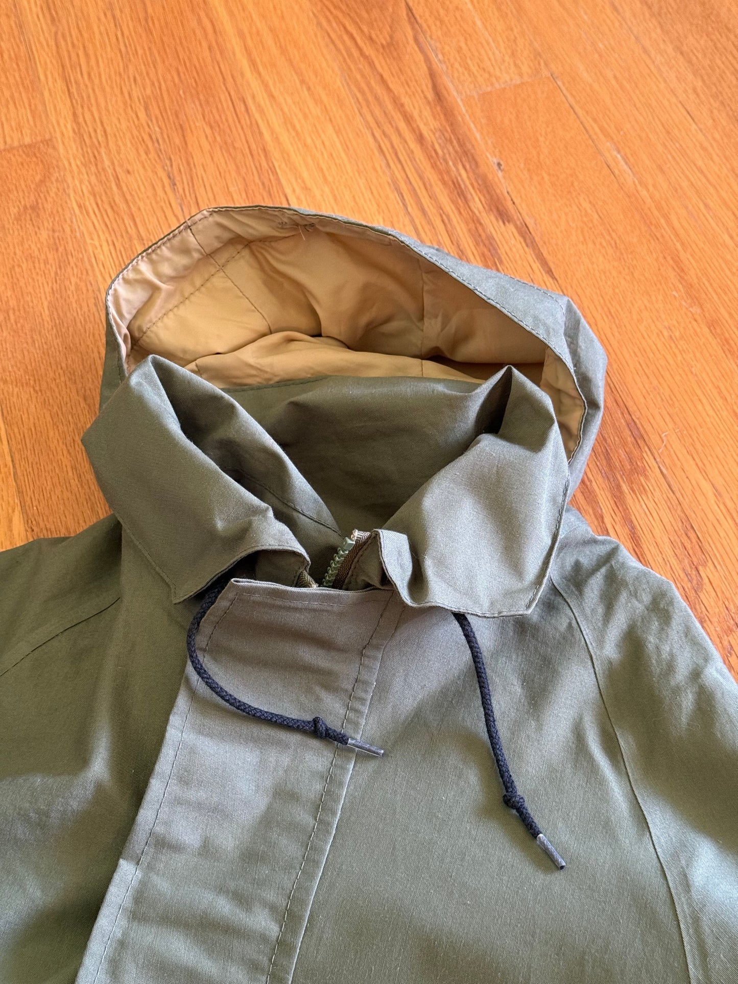 Orvis x Helly-Hansen Gore-Tex Rain Jacket - XS