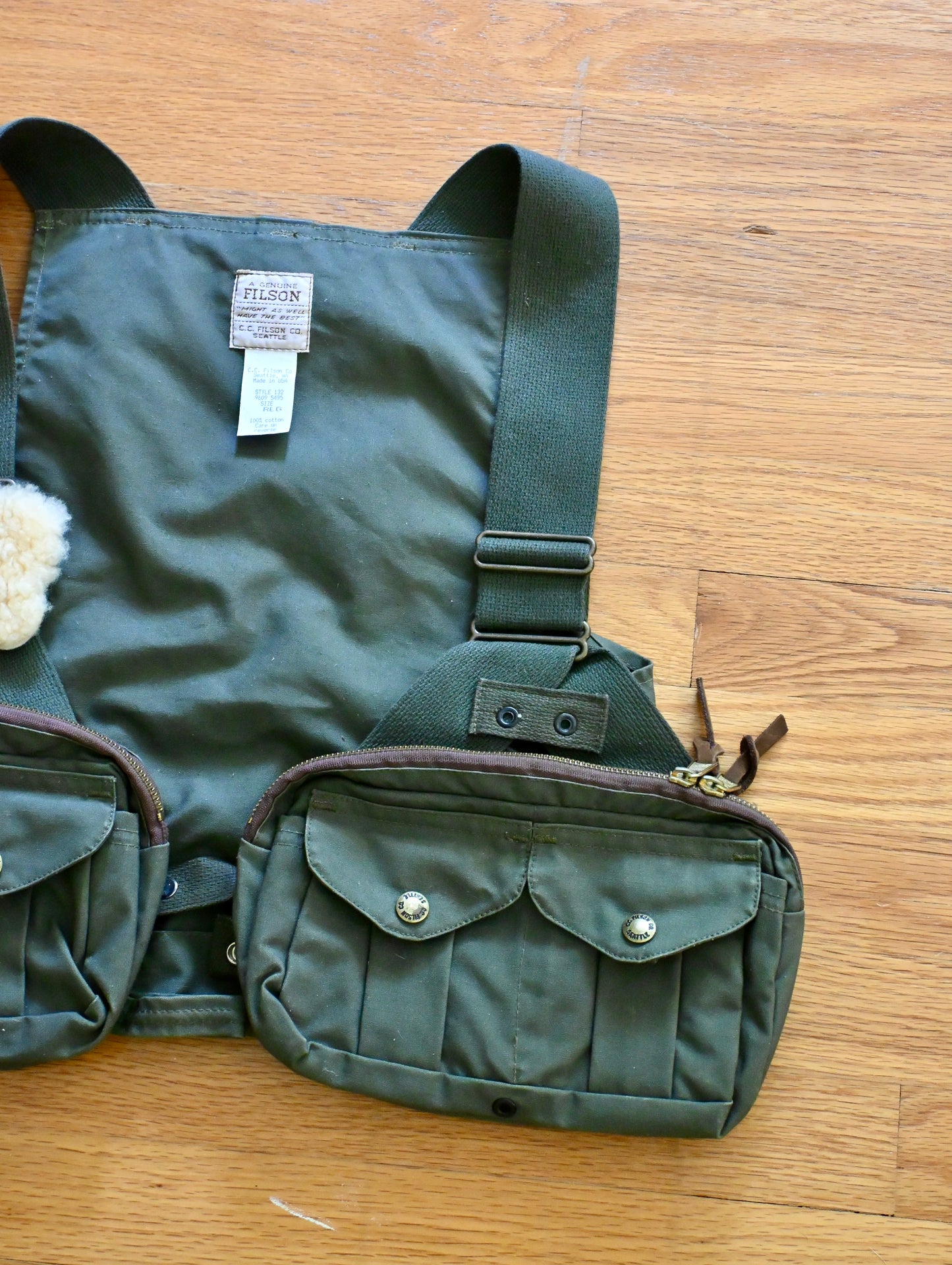 Vintage Filson Strap Fly Fishing Vest 132 - Size Regular (Talon Era Zippers)