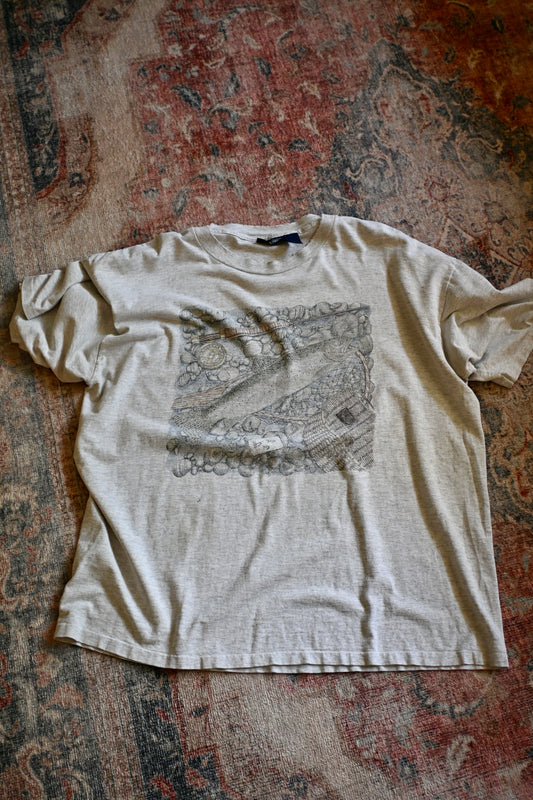 Distressed Van Heusen T - XL