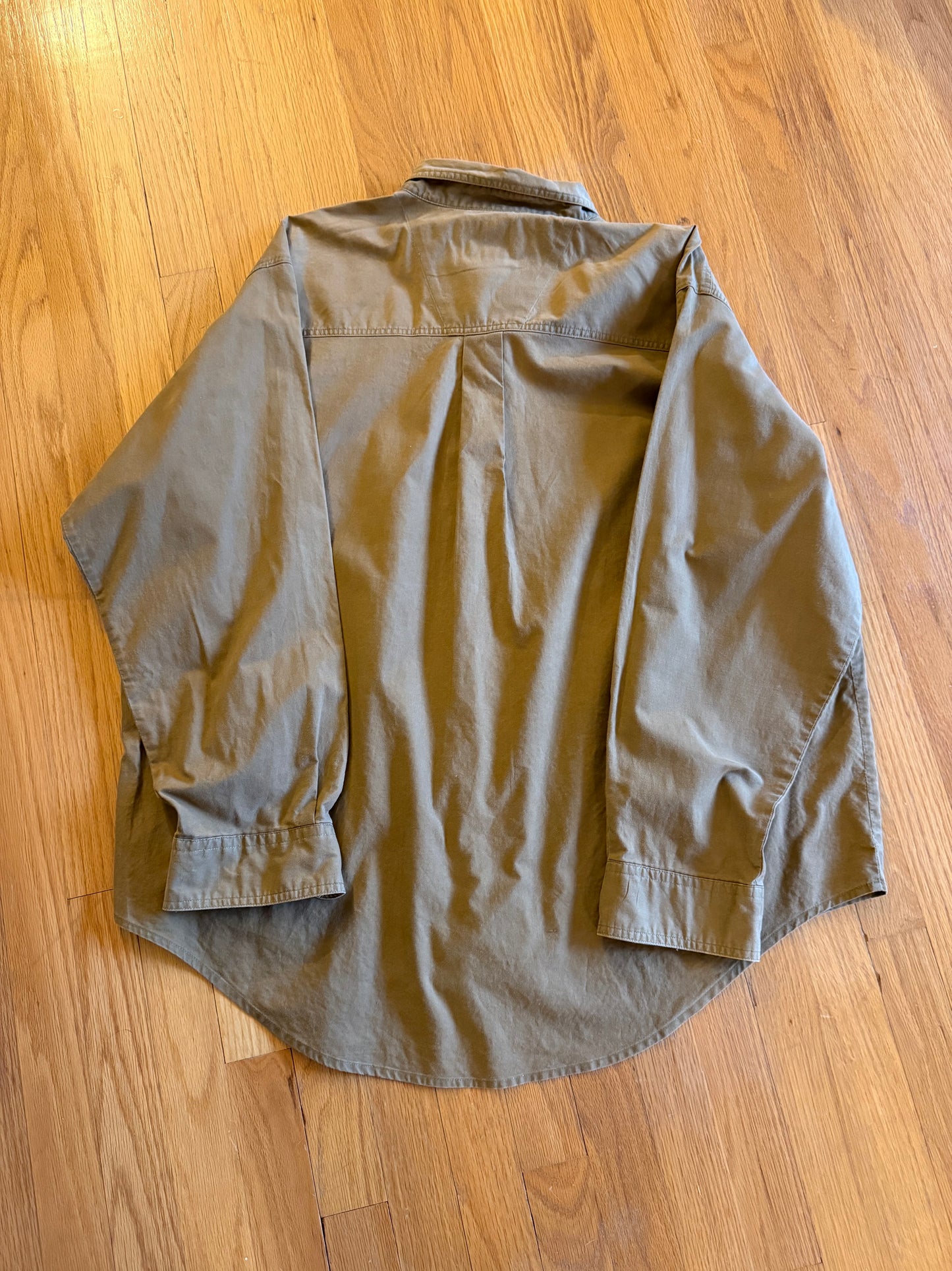 Wrangler Rugged Wear Bass Button Up - XL