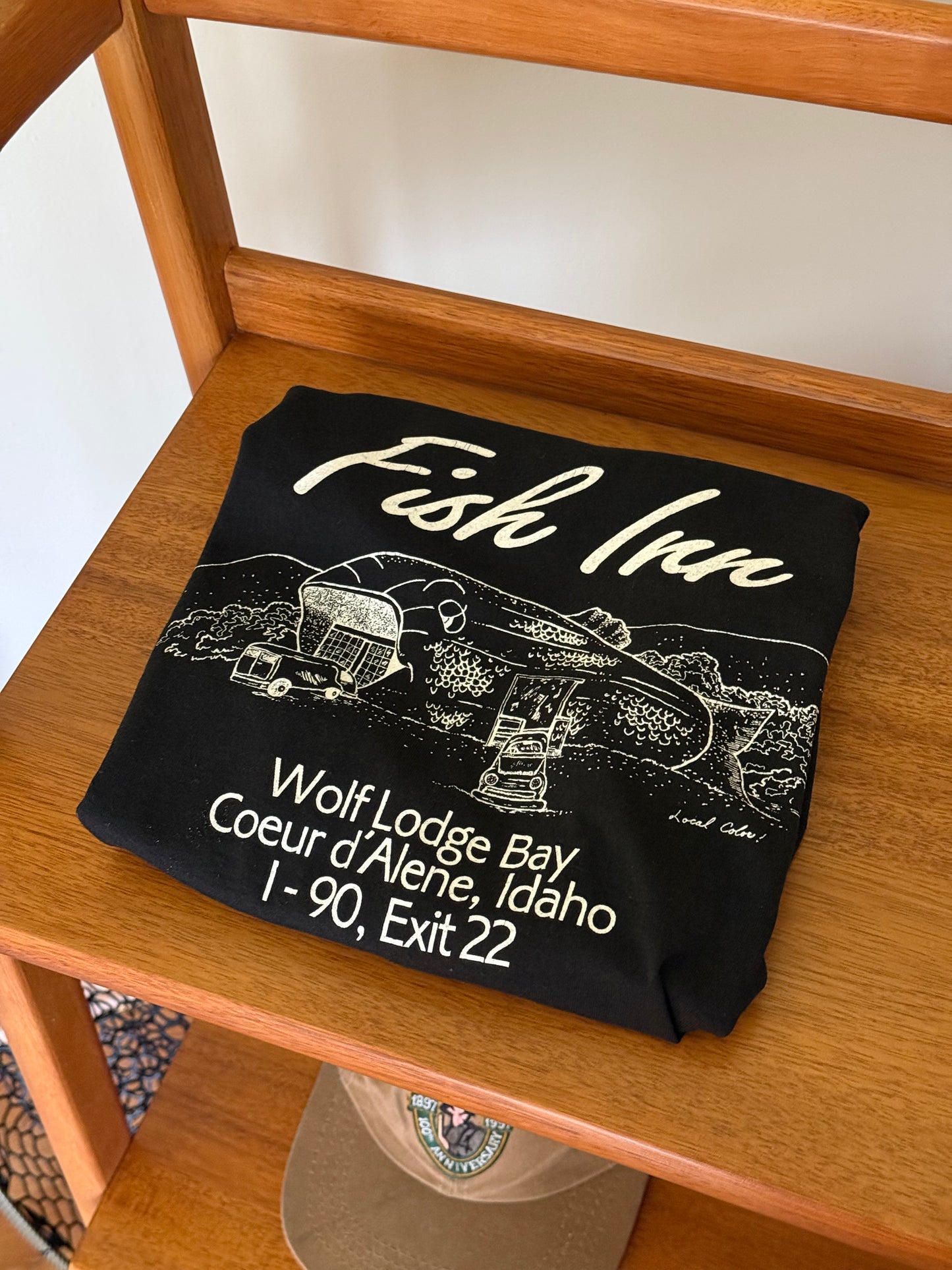 Fish Inn Idaho T - M