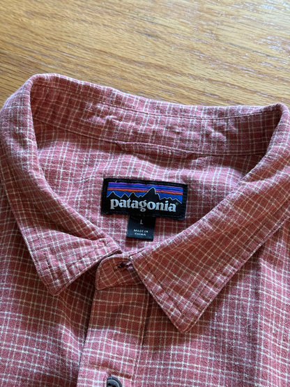 Patagonia Go To Shirt - L