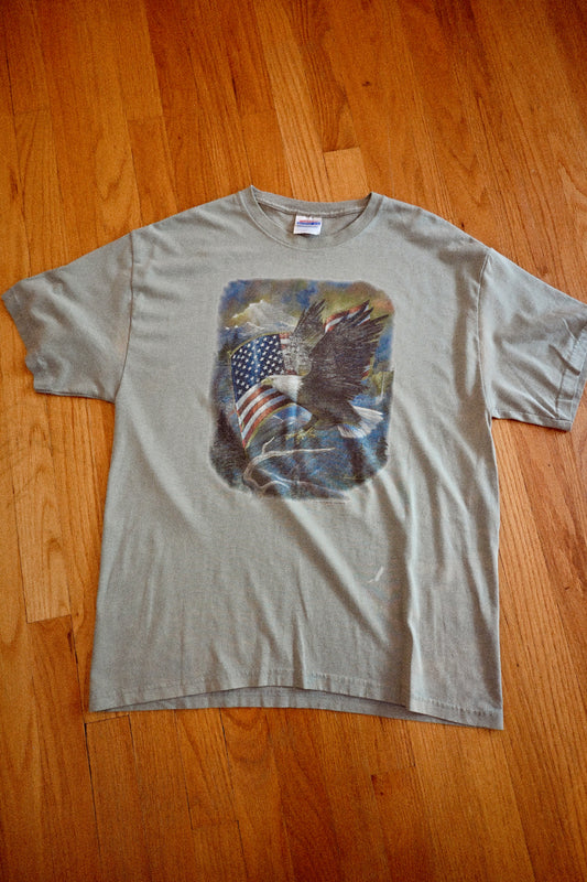 Vintage Bald Eagle T - L