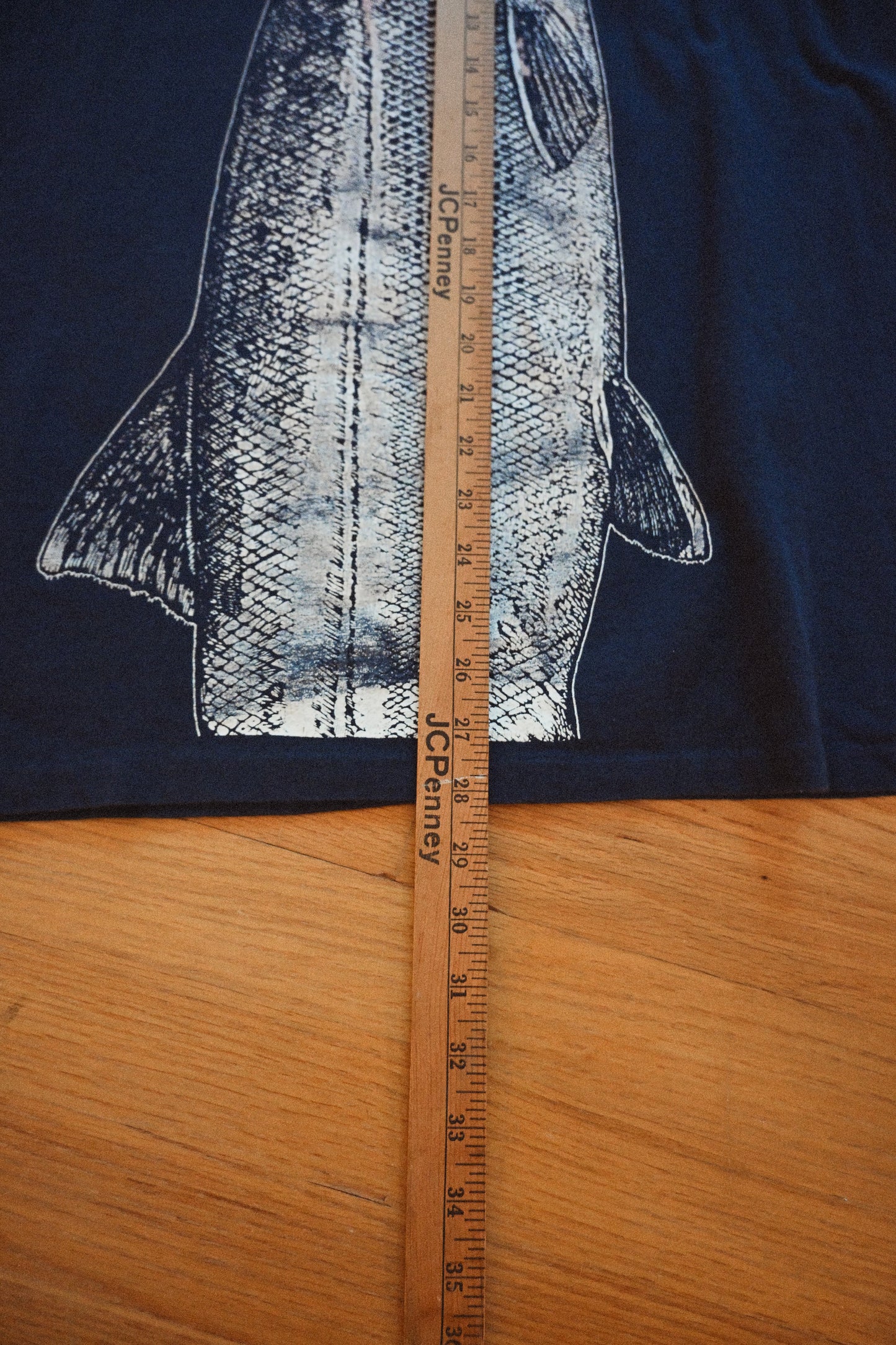 Distressed Oregon Salmon T - L