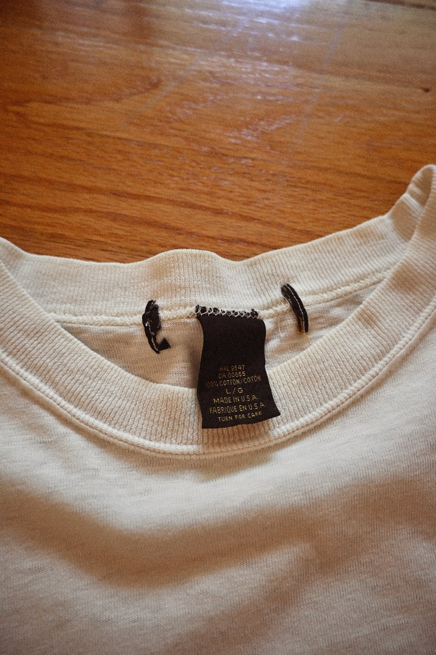 Distressed Eddie Bauer Flies T - L