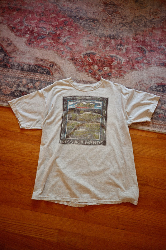 Distressed Ray Troll Bass Ackwards T - XL