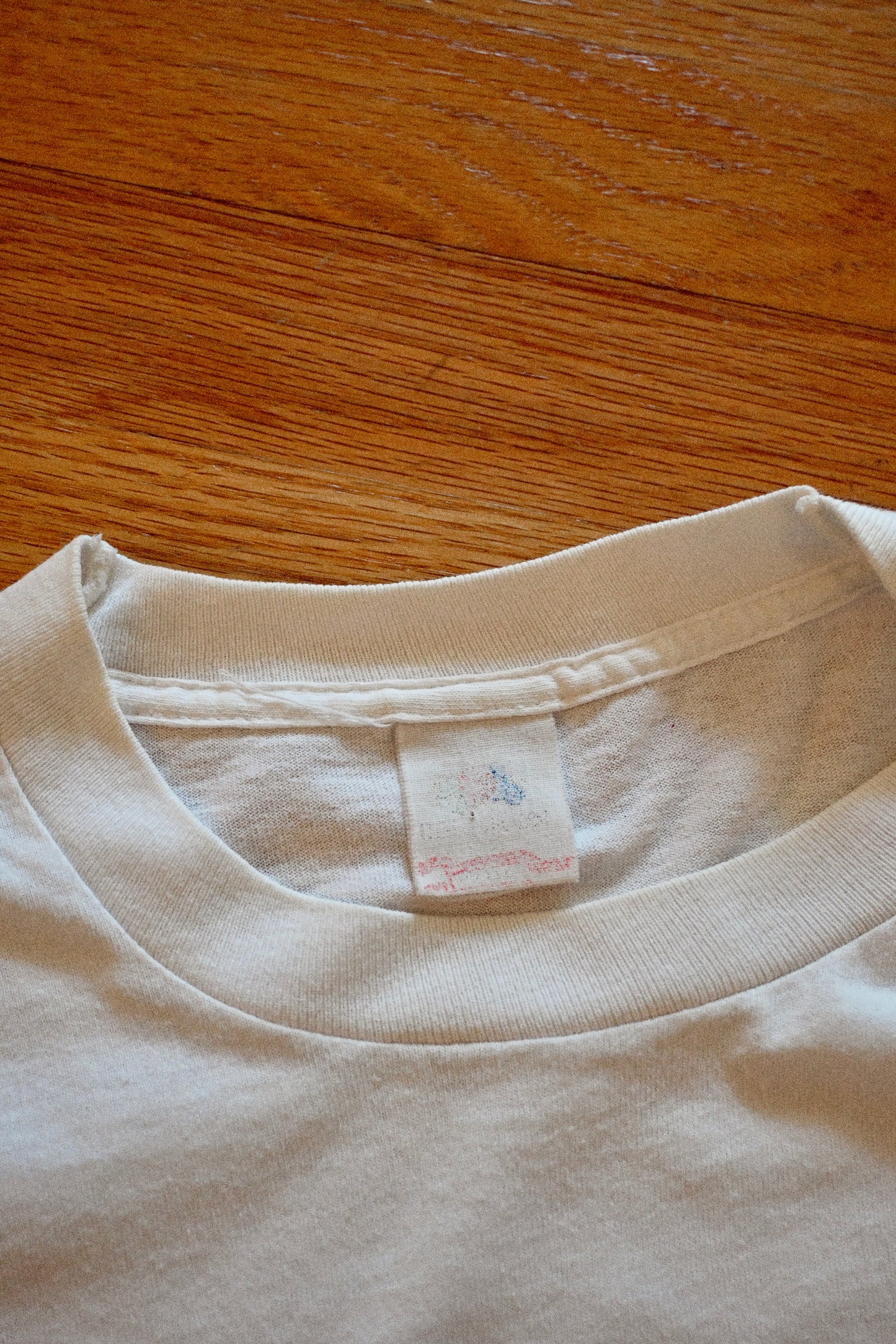 Rare Vintage Rainbow Trout T - S/M