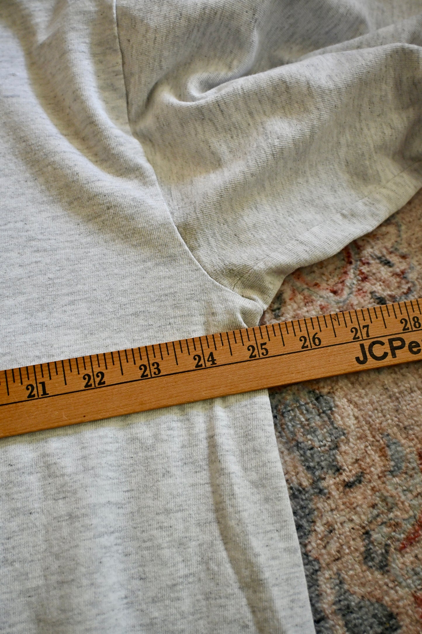 Distressed Van Heusen T - XL