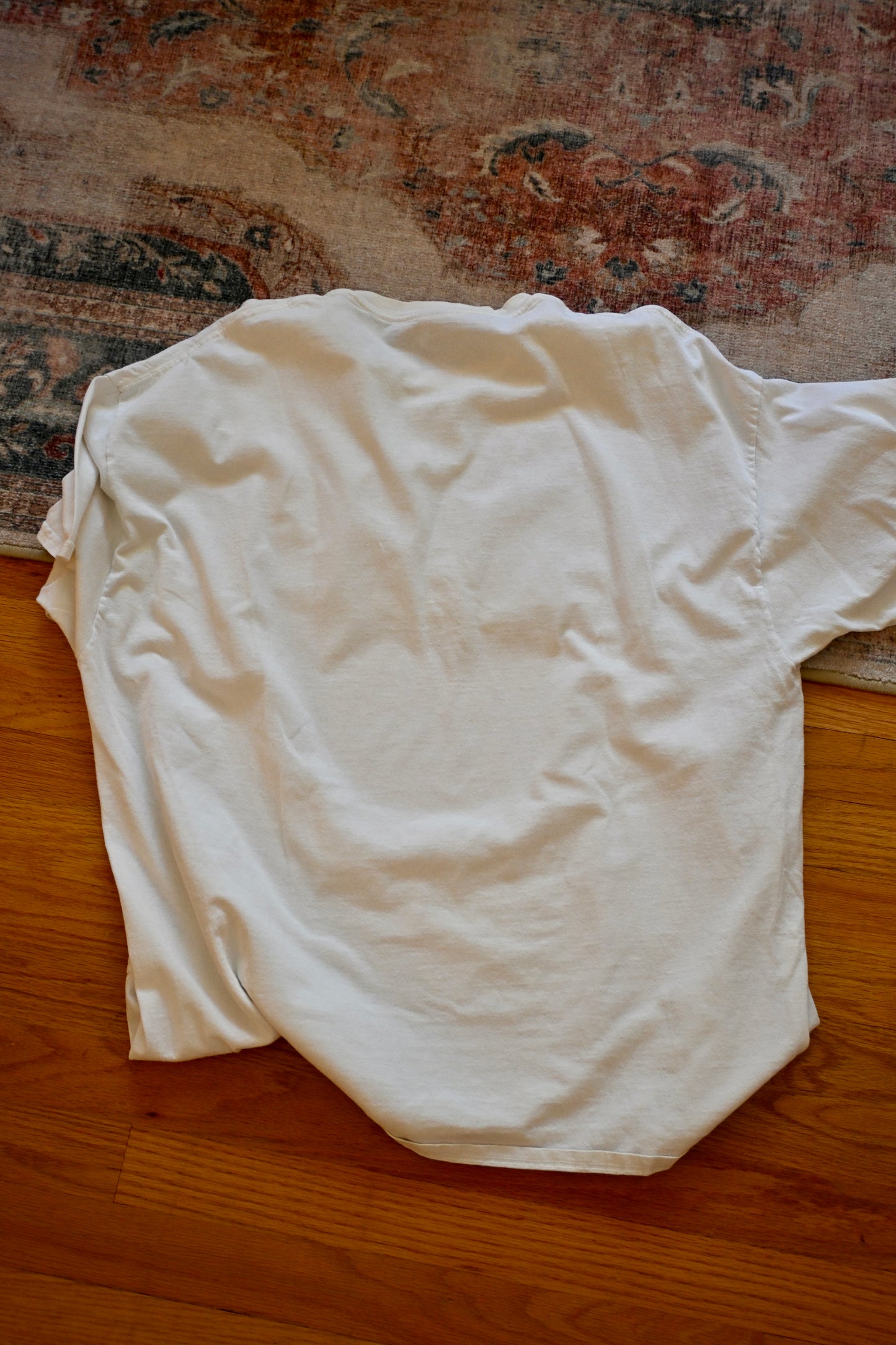 Distressed Bull Shoals White River T - XXL
