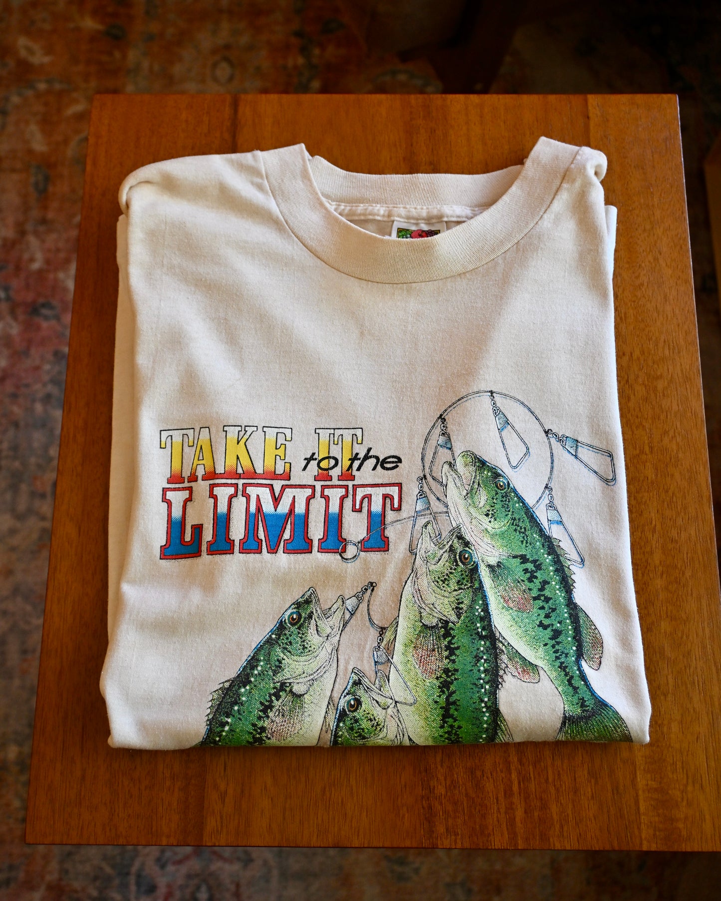 Distressed Take it to The Limit Bass T - L