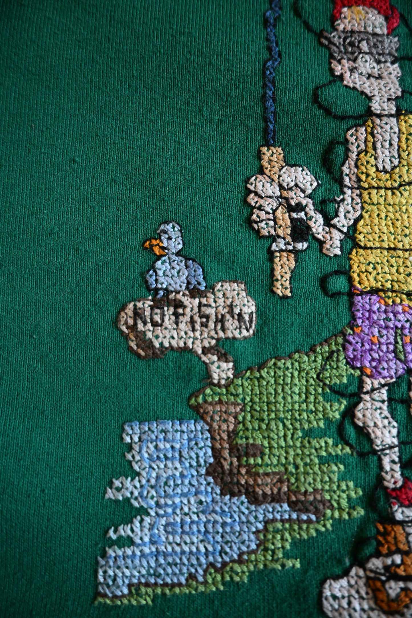 1992 Fisherman Cross Stitch Sweatshirt - XL