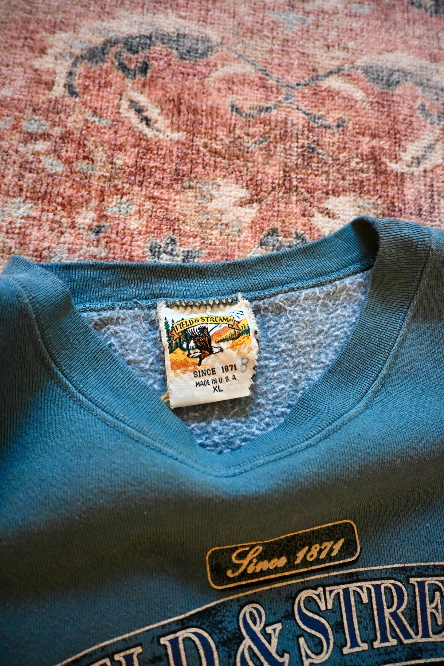Field and Stream Buck Sweatshirt - XL