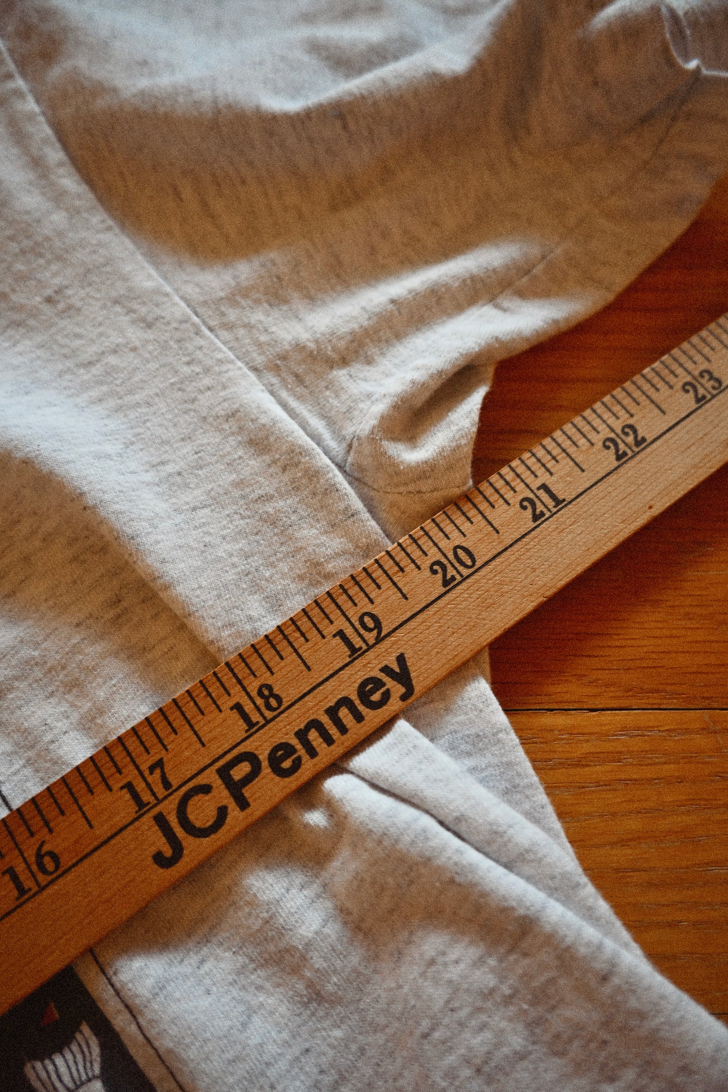 Bass Backwards T - L