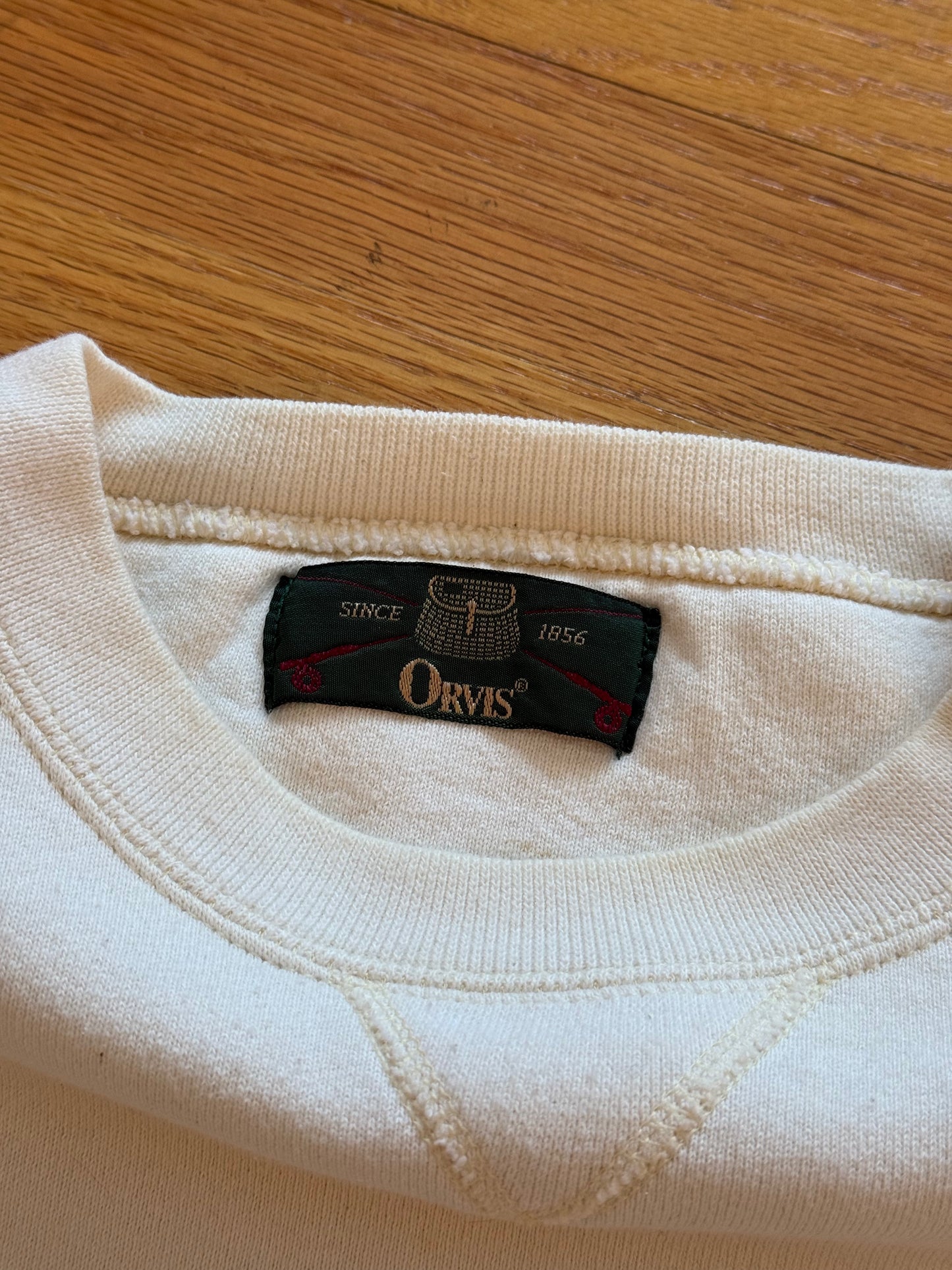 Distressed Orvis Rod Cross and Flies Sweatshirt - XL