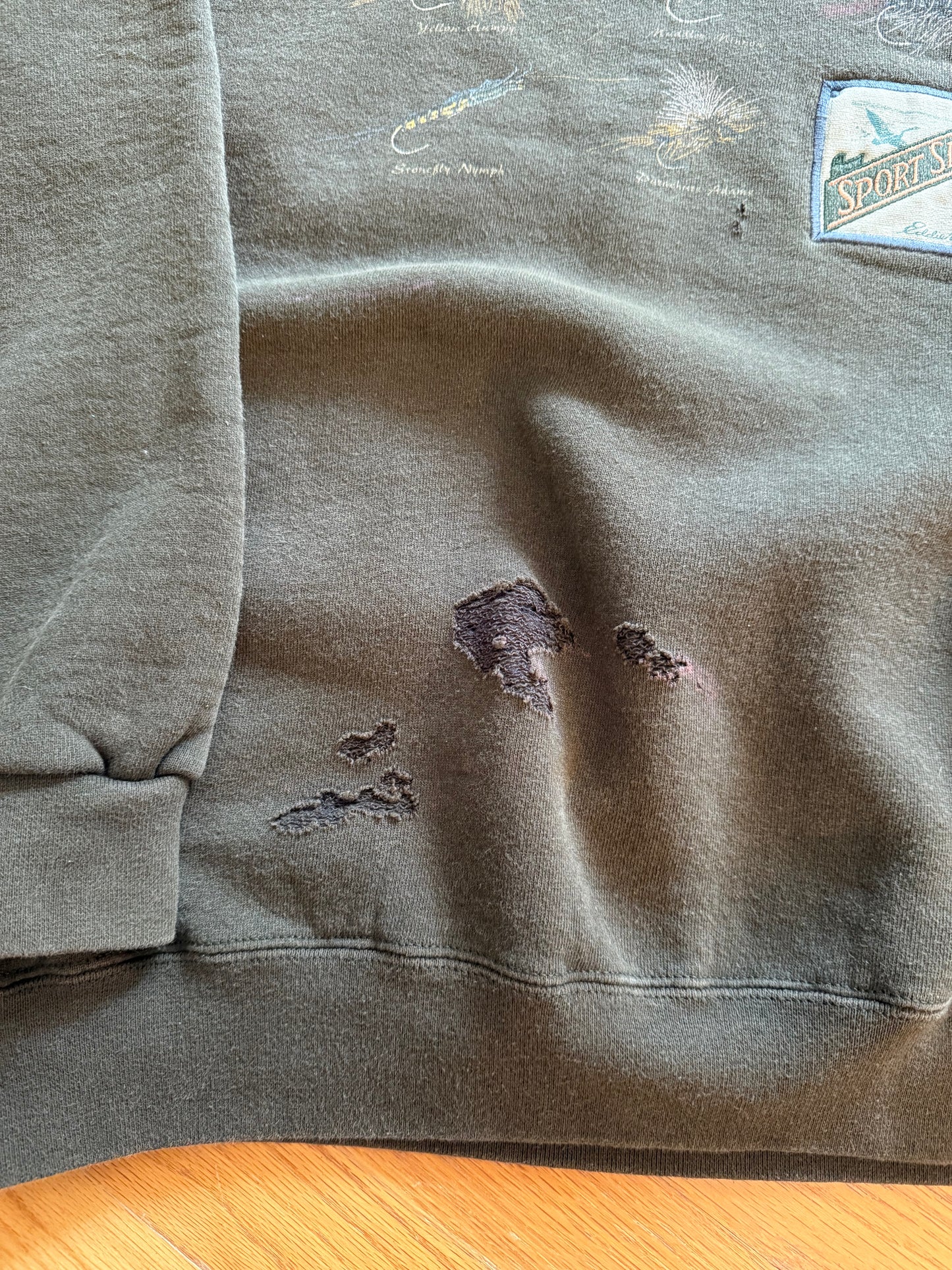 Distressed Vintage Eddie Bauer Fly Classics Sweater - L