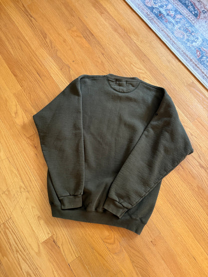 Distressed Vintage Eddie Bauer Fly Classics Sweater - L