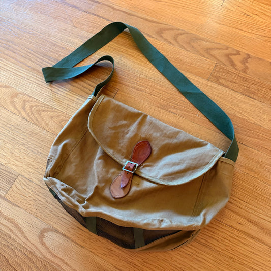 Vintage Red Head Canvas Mesh Bottom Bag