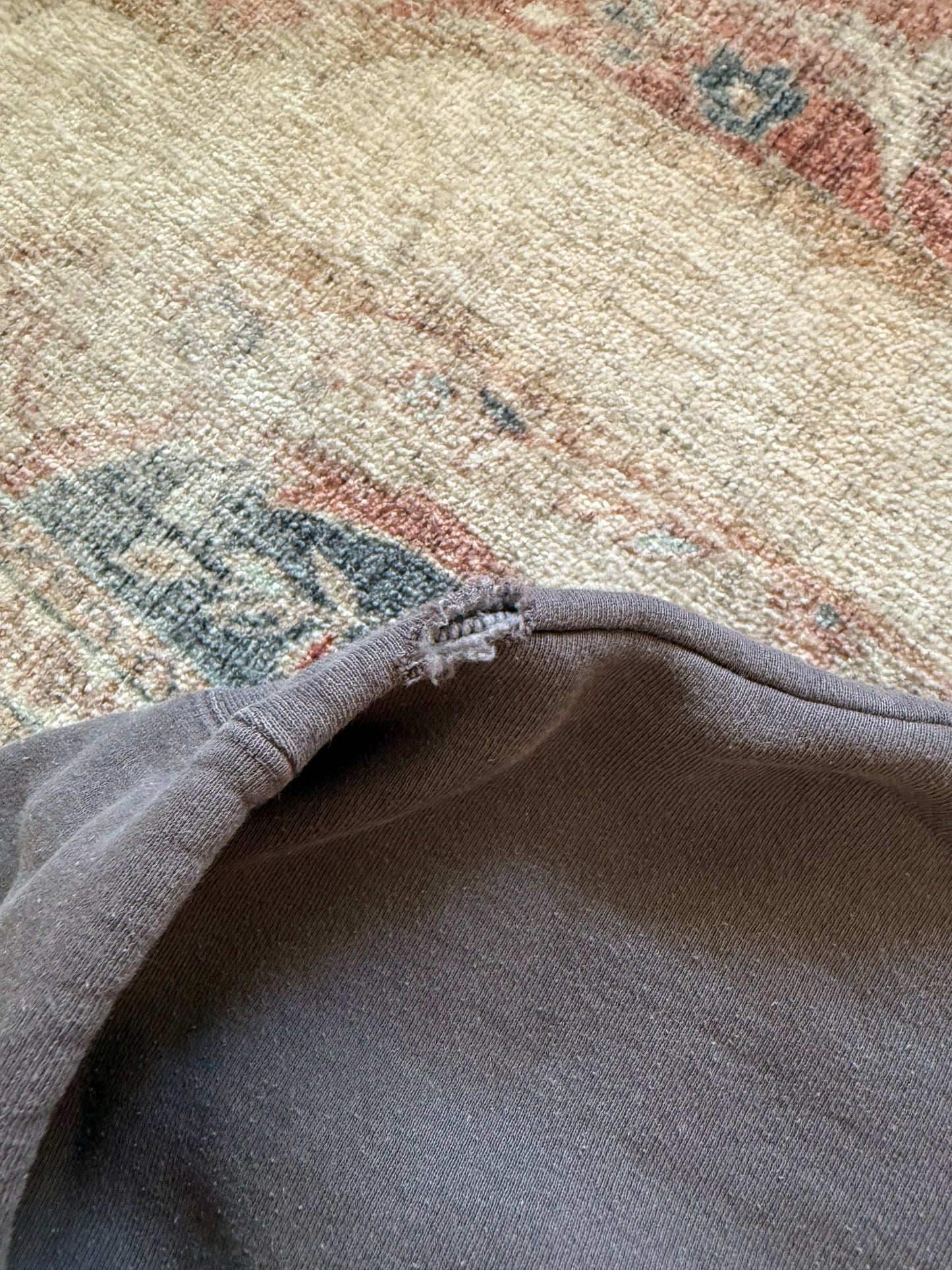 Field & Stream Distressed Wild Life Buck Sweatshirt - XL